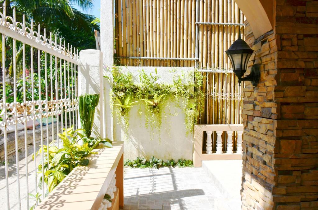 Casa D' Estrella Apartelle Balabag  Luaran gambar