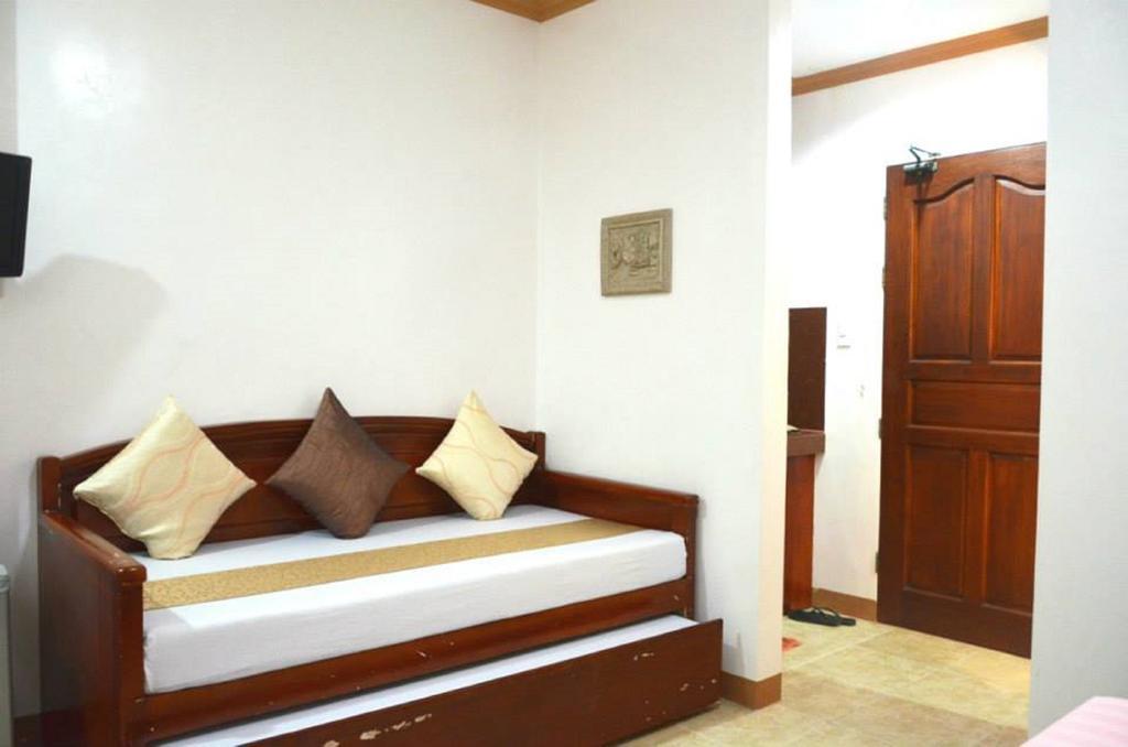 Casa D' Estrella Apartelle Balabag  Bilik gambar
