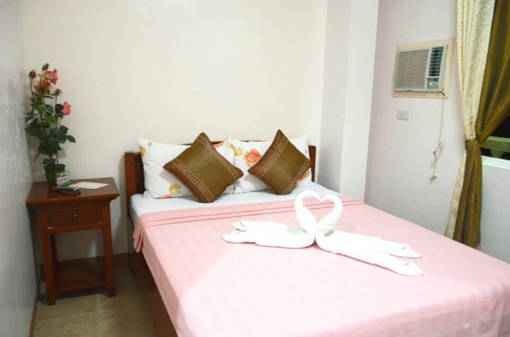 Casa D' Estrella Apartelle Balabag  Bilik gambar