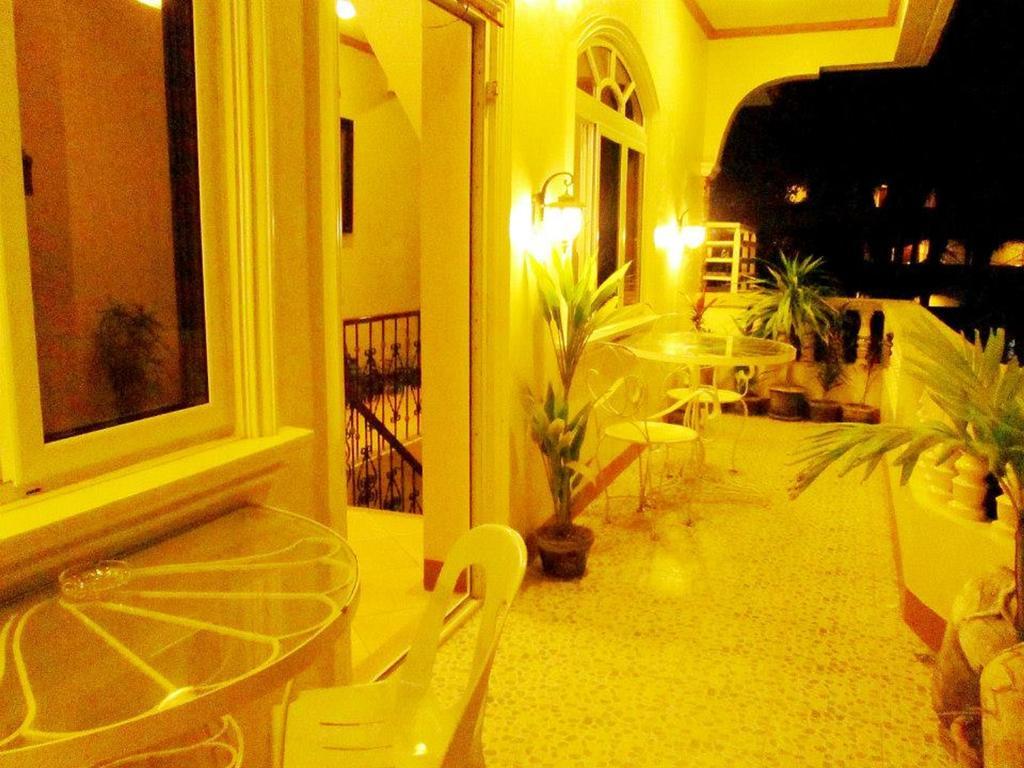 Casa D' Estrella Apartelle Balabag  Luaran gambar