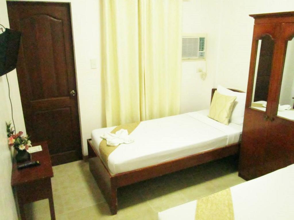Casa D' Estrella Apartelle Balabag  Bilik gambar