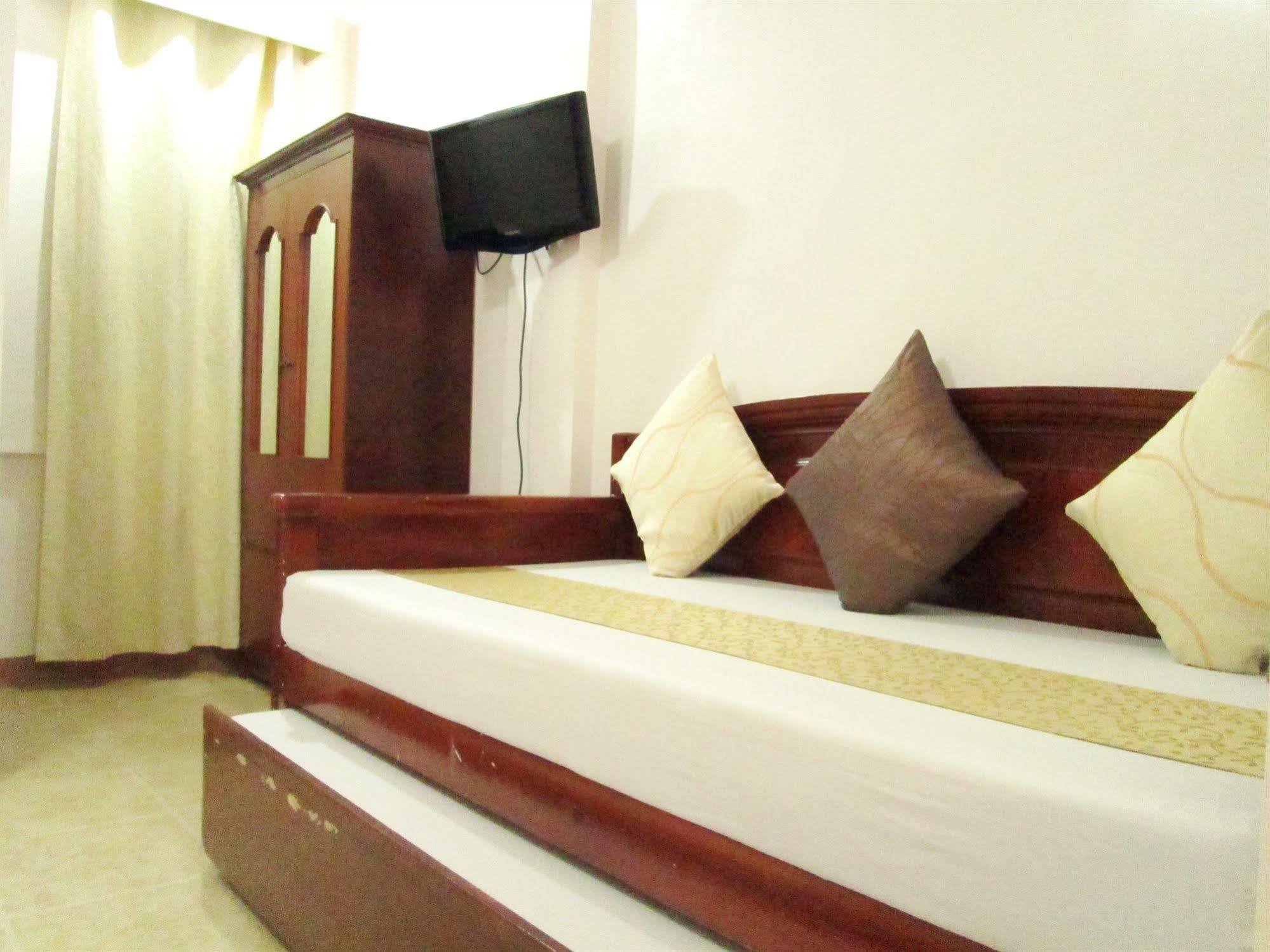 Casa D' Estrella Apartelle Balabag  Luaran gambar