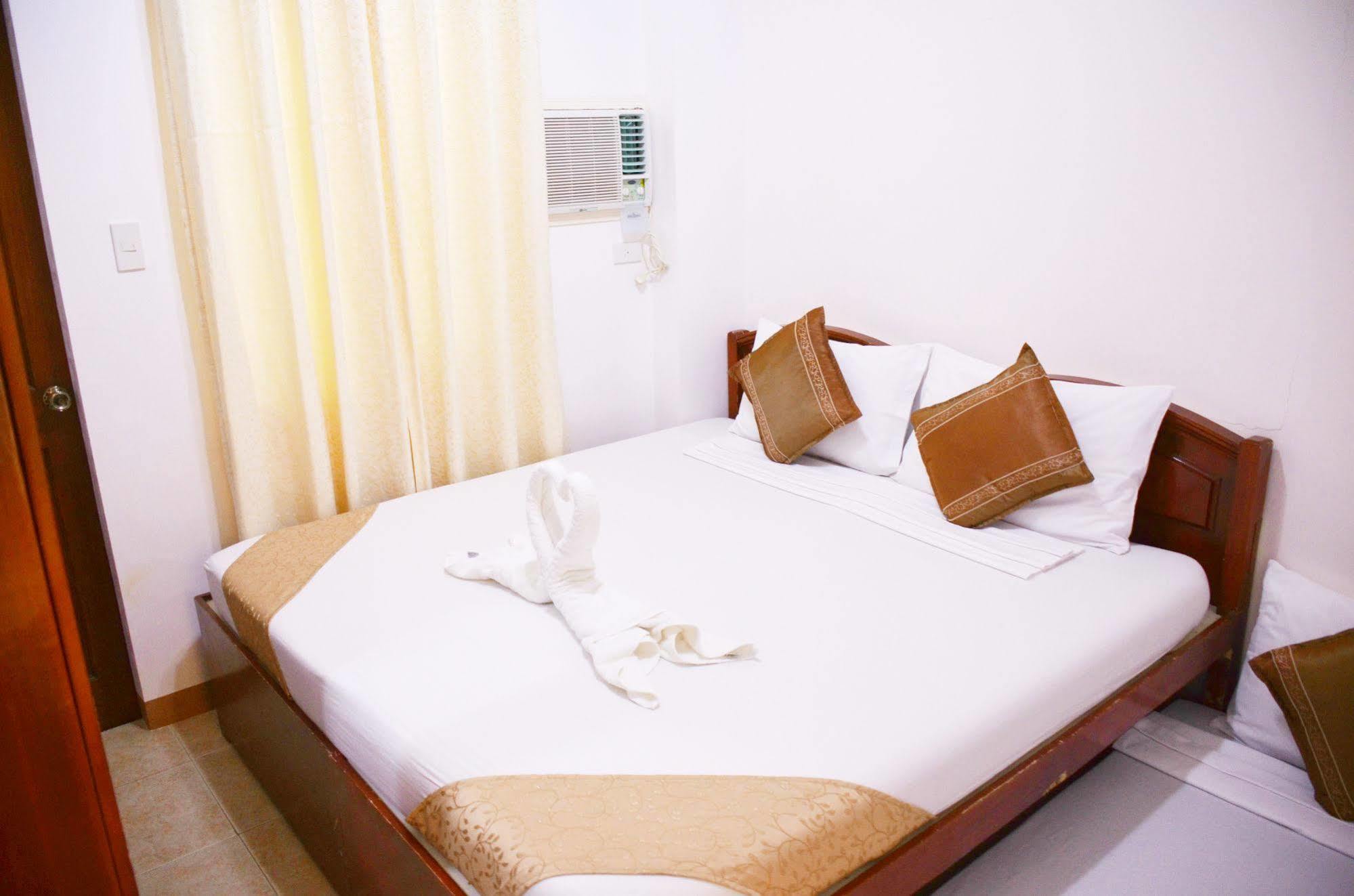 Casa D' Estrella Apartelle Balabag  Luaran gambar
