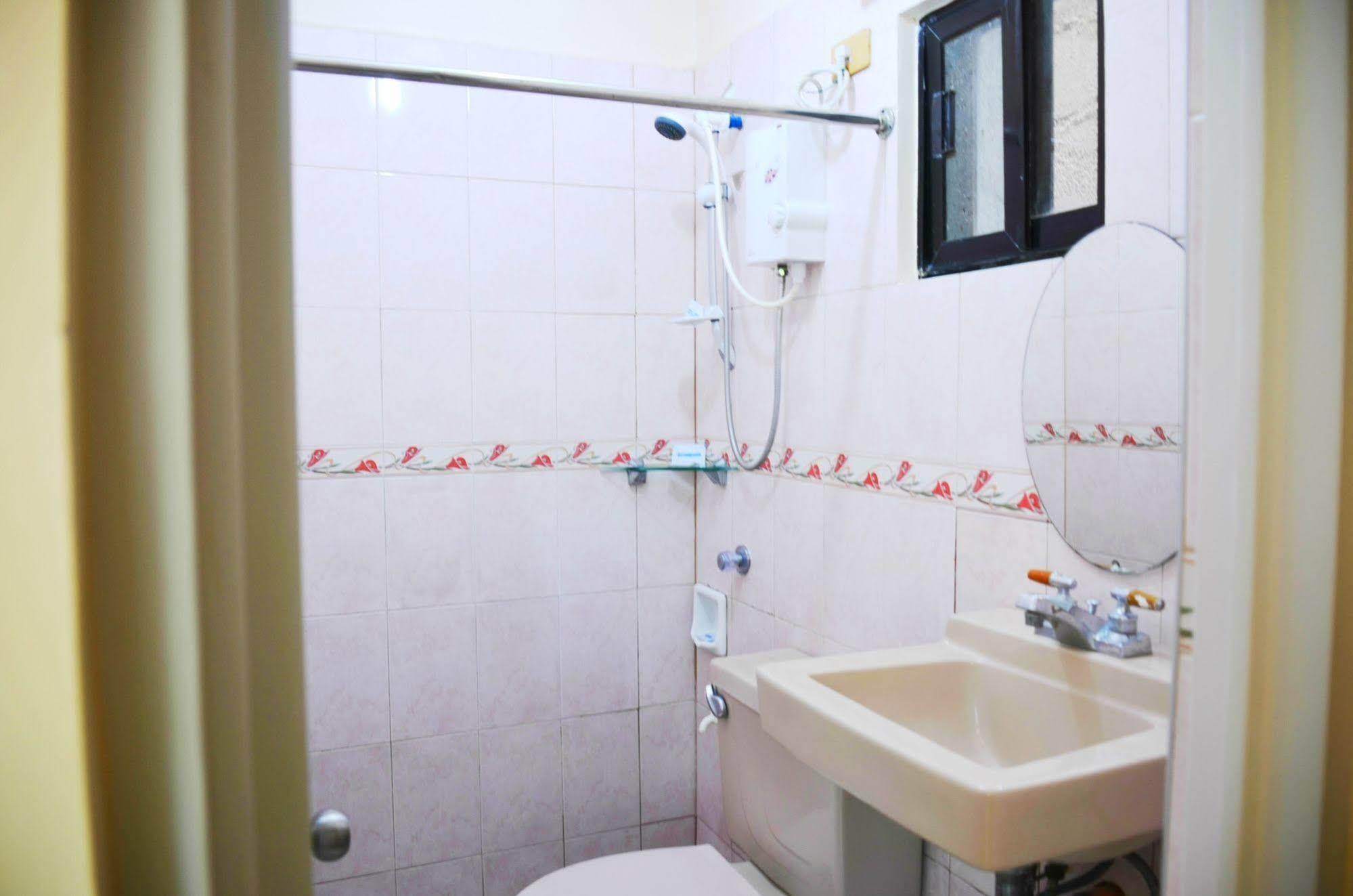 Casa D' Estrella Apartelle Balabag  Luaran gambar