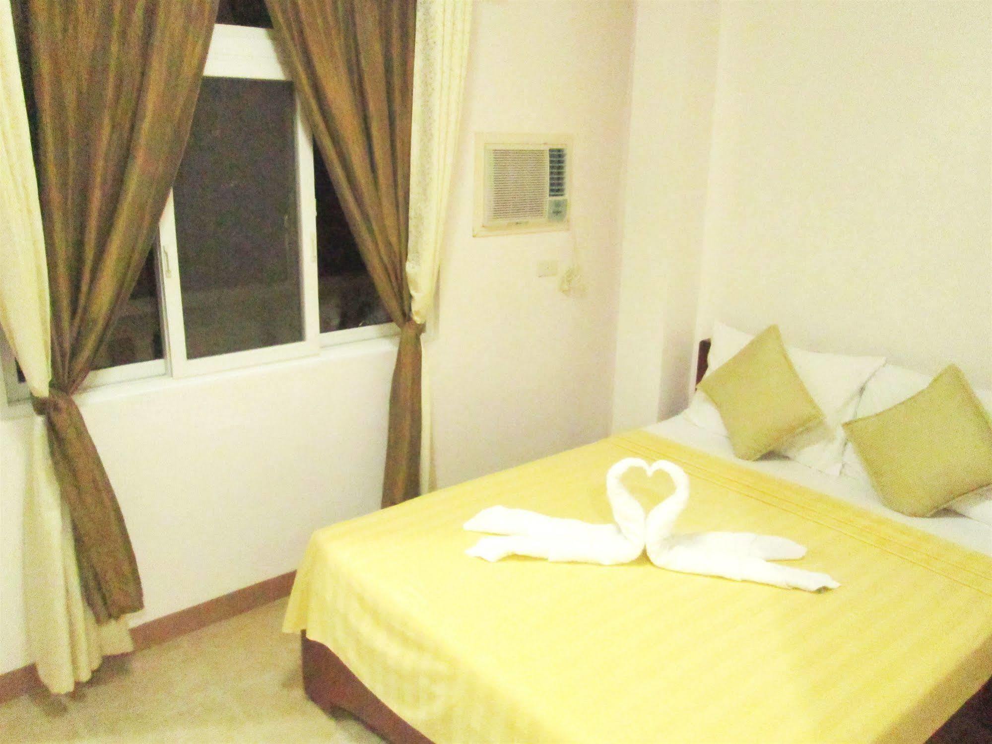 Casa D' Estrella Apartelle Balabag  Luaran gambar