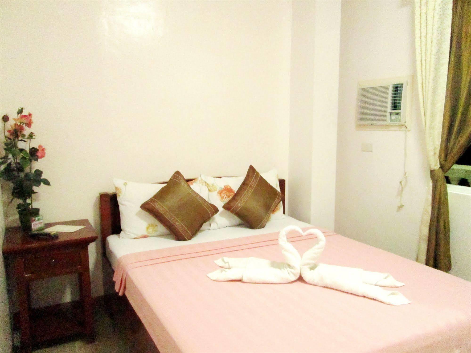Casa D' Estrella Apartelle Balabag  Luaran gambar
