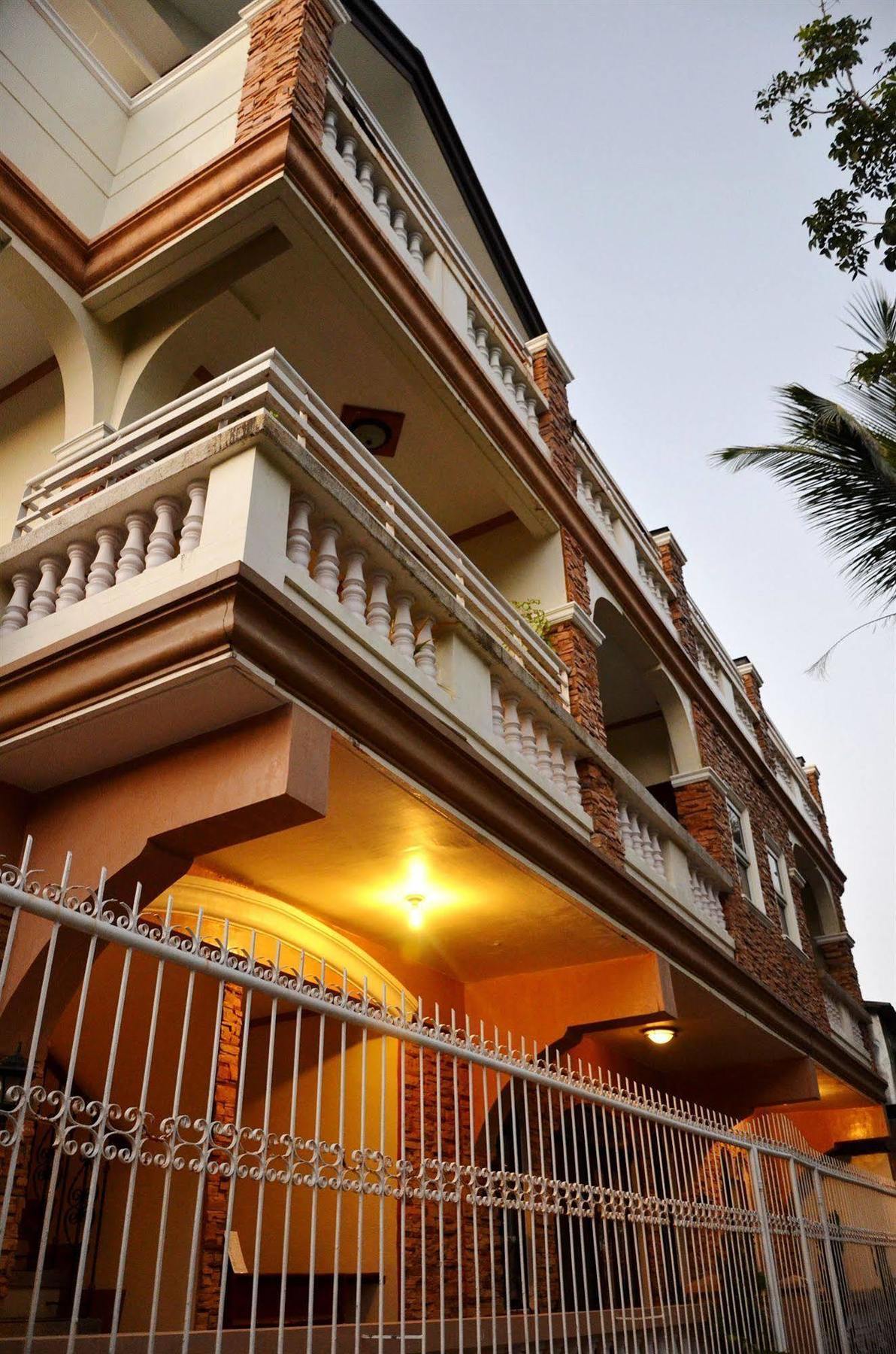 Casa D' Estrella Apartelle Balabag  Luaran gambar