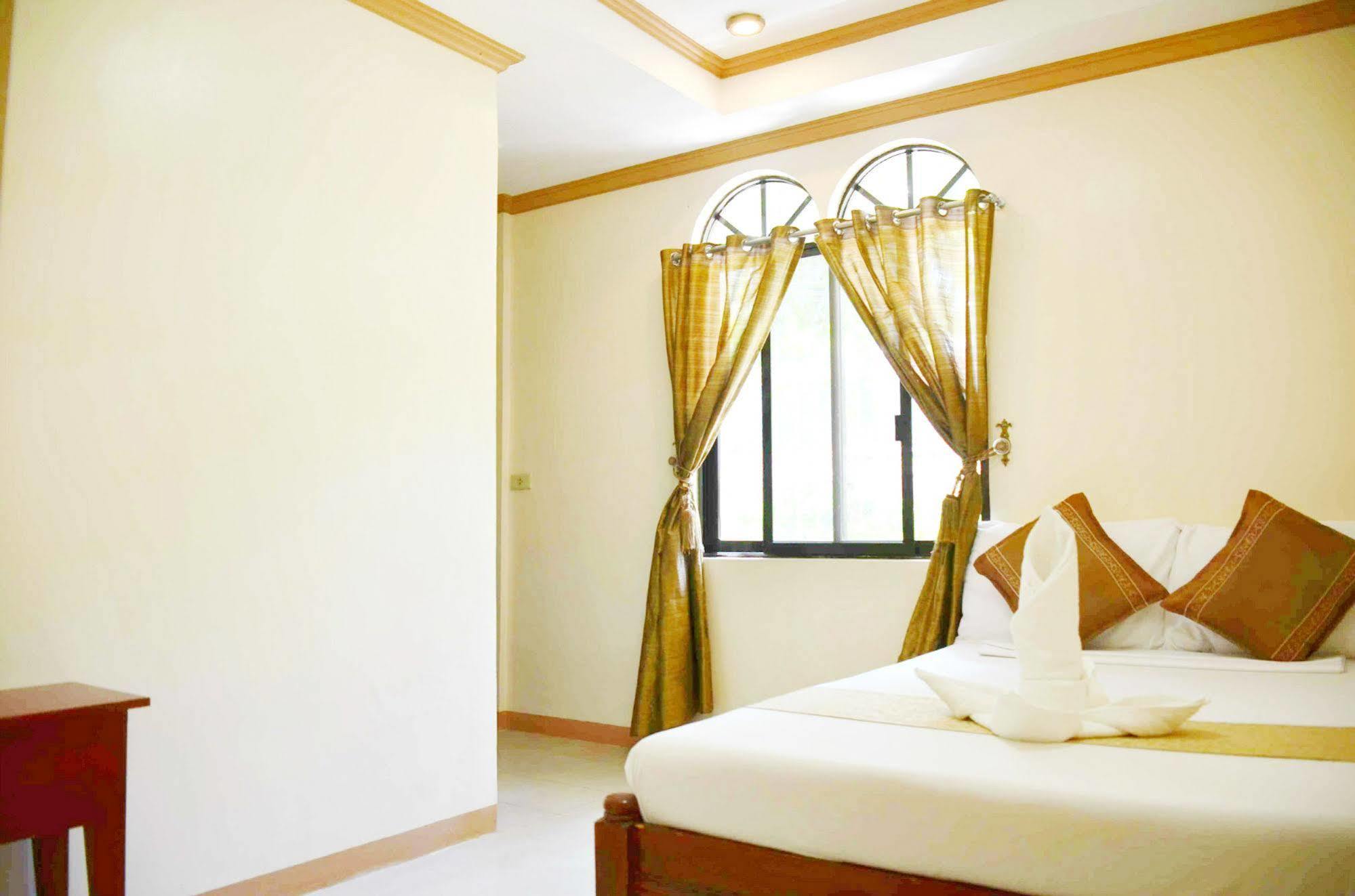 Casa D' Estrella Apartelle Balabag  Luaran gambar