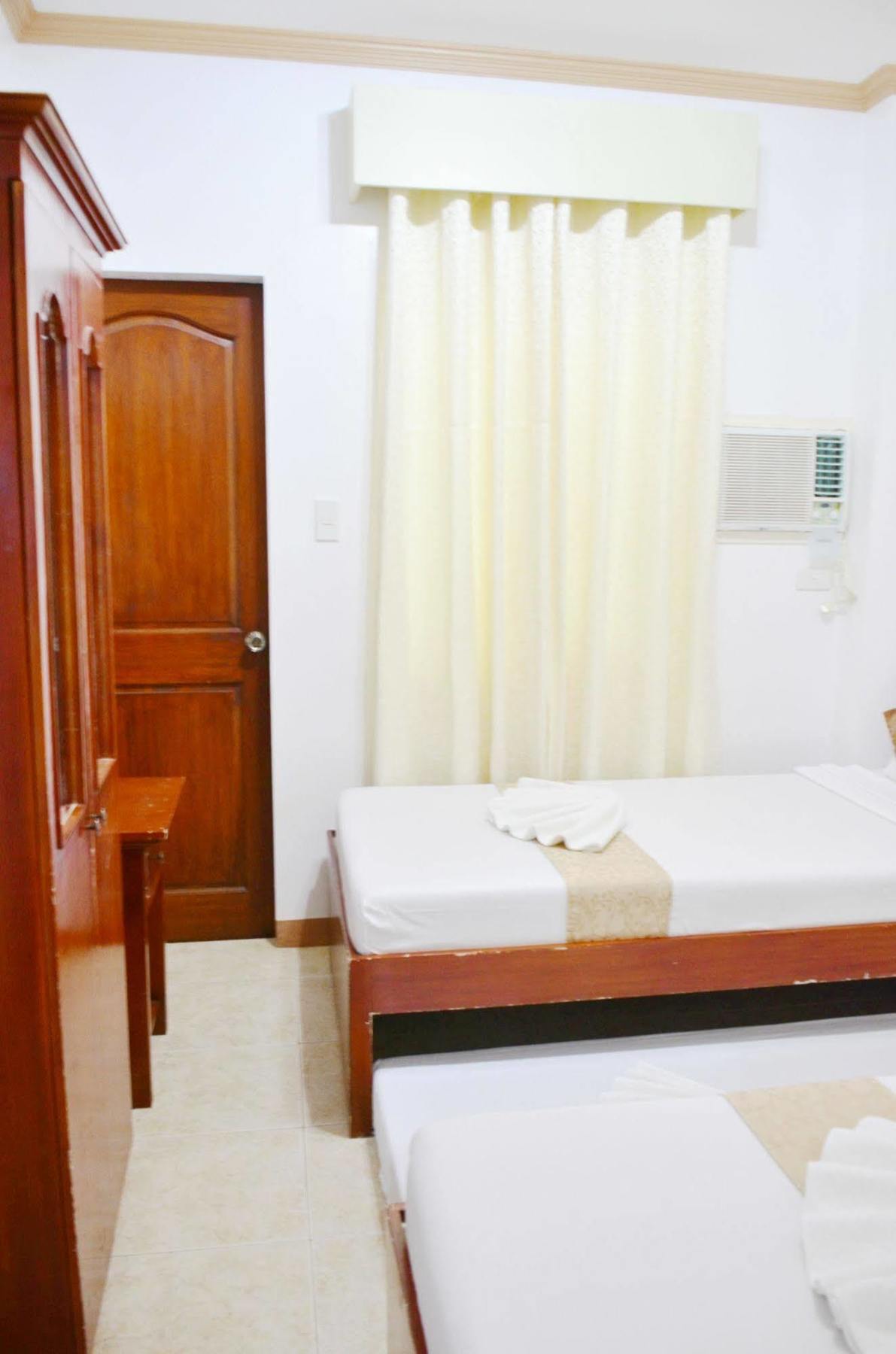 Casa D' Estrella Apartelle Balabag  Luaran gambar
