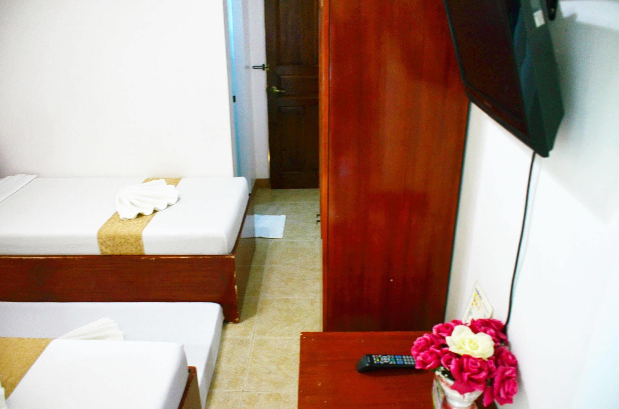 Casa D' Estrella Apartelle Balabag  Luaran gambar